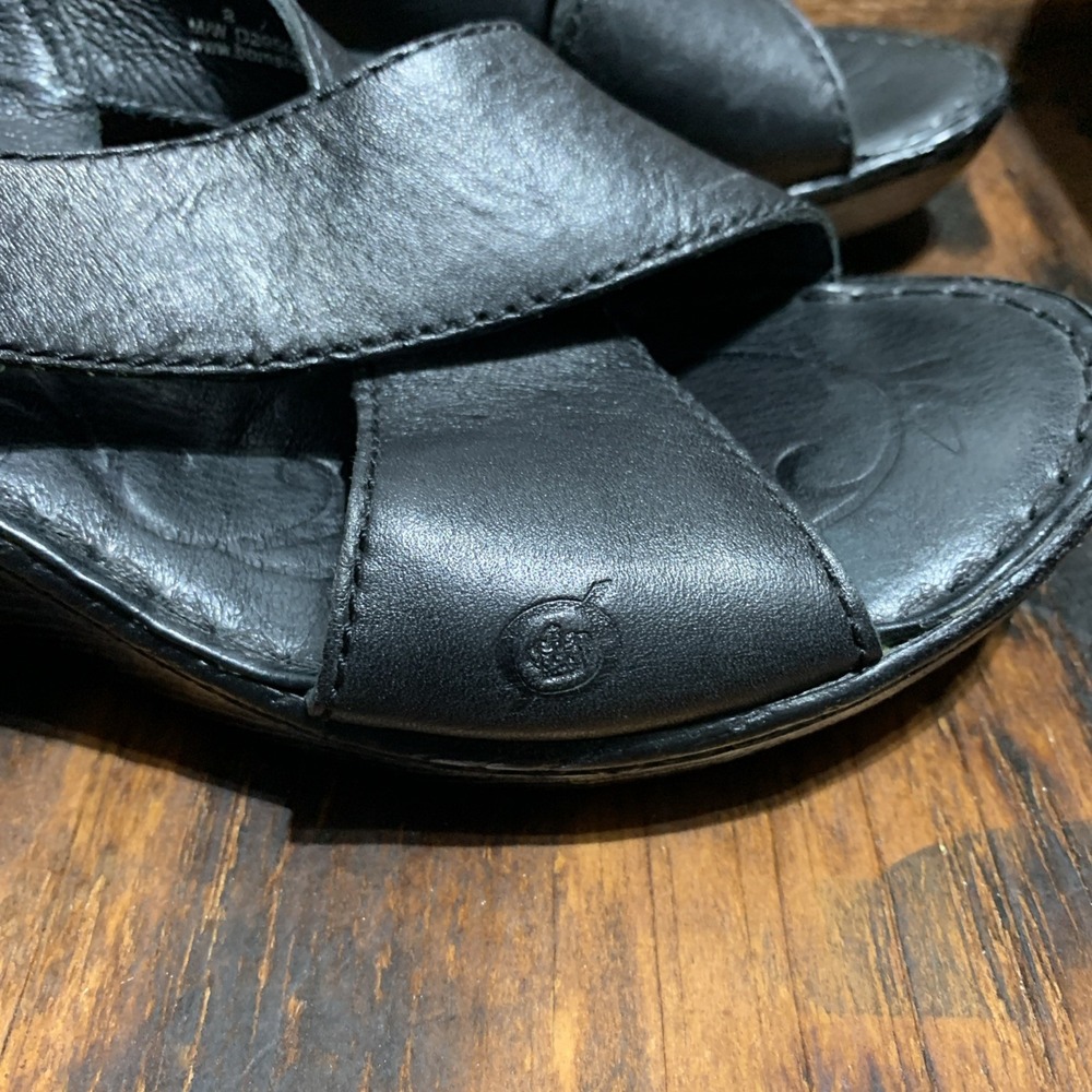 Born Emmy II Wedge Women's Black Leather Cross Strap Buckled Slingback Casual 8M - Picture 3 of 8